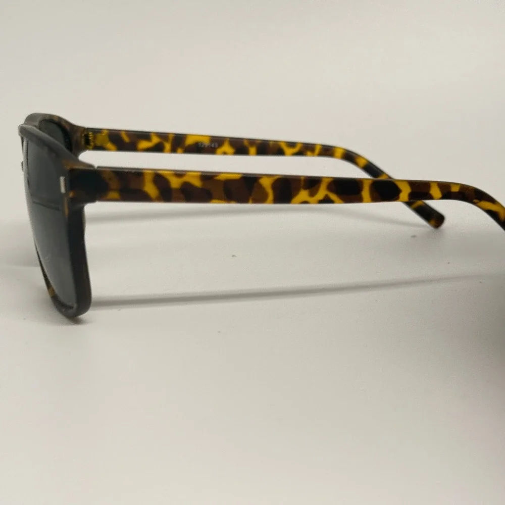 LRI Classic Tortoise Shell Navigator Sunglasses 129143 Mens Womens Vintage Style
